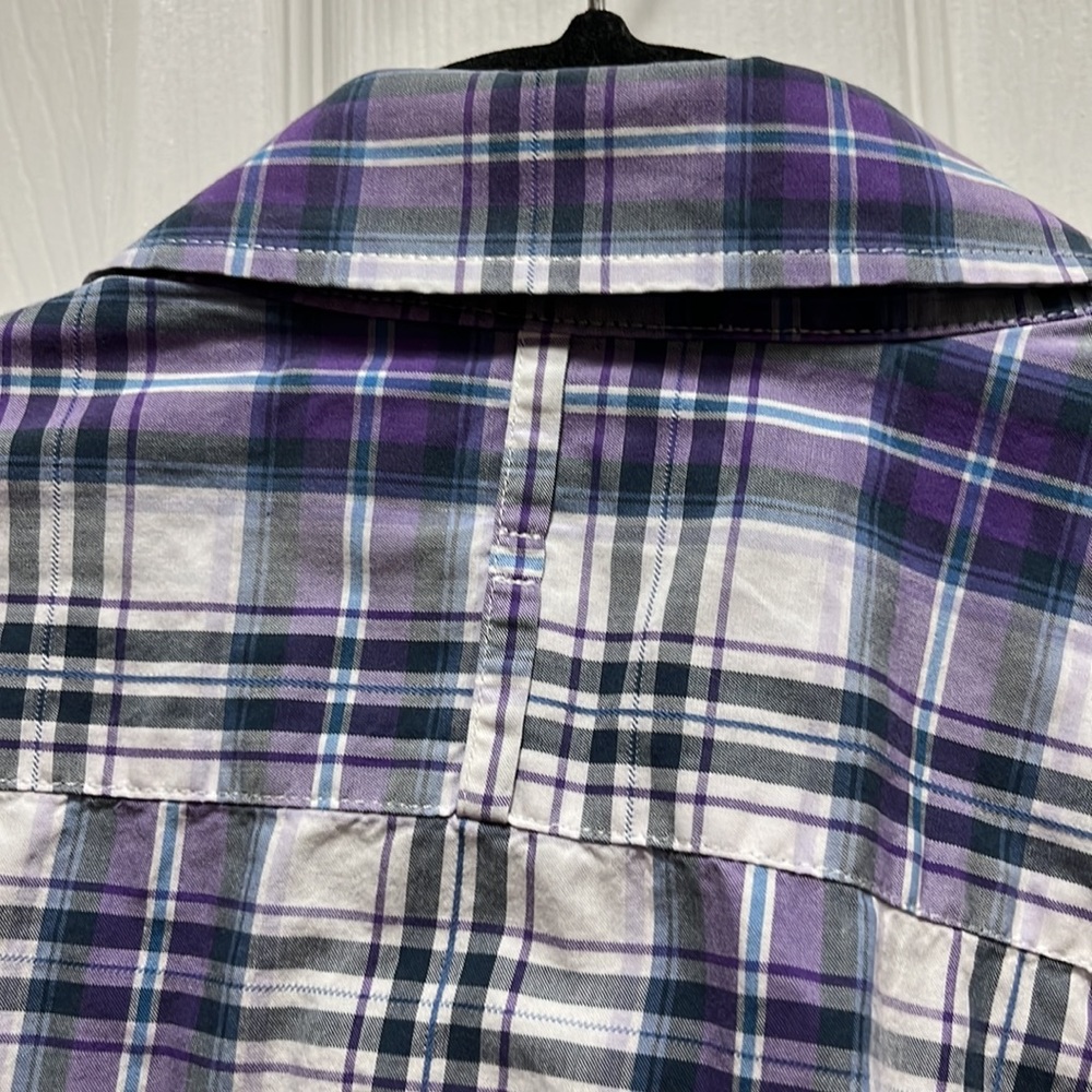 Banana Republic Button Down - Picture 5 of 5